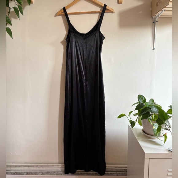 Vintage Scarlet Slip Dress – Size Small - Picture 7 of 7